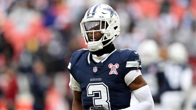 CeeDee Lamb bênh vực George Pickens để ông ấy có được hợp đồng lớn hơn.