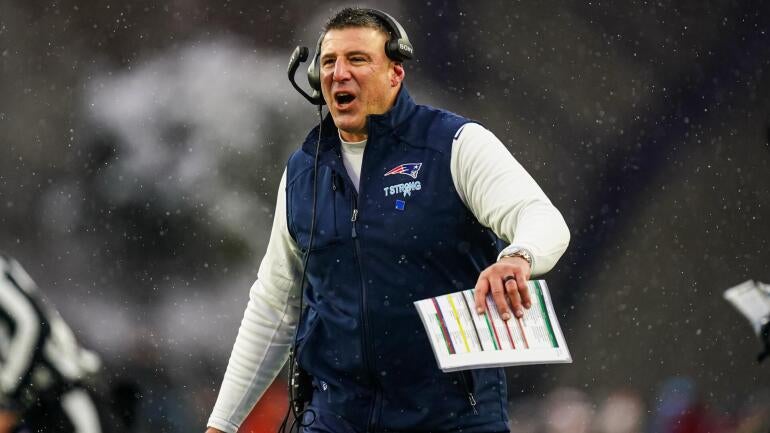 mike-vrabel-new-england-patriots