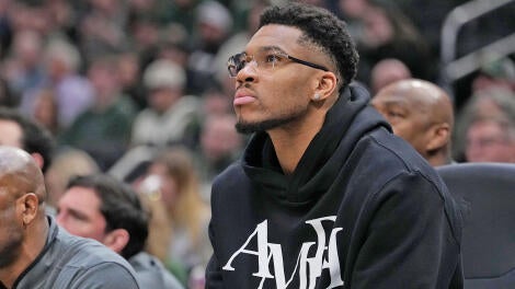 getty-giannis-antetokounmpo-bucks.jpg