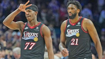 getty-vj-edgecombe-joel-embiid-76ers.jpg