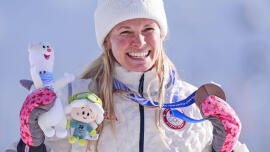 2026 Winter Olympics medal count: Keep track of Team USA's quest for gold in Italy