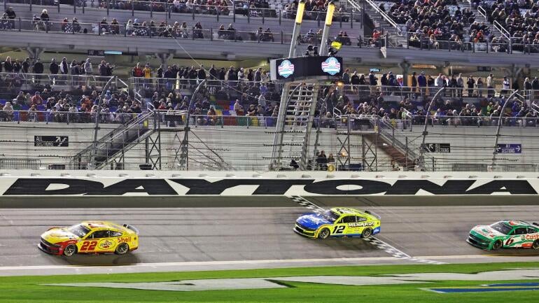 joey-logano-nascar-daytona