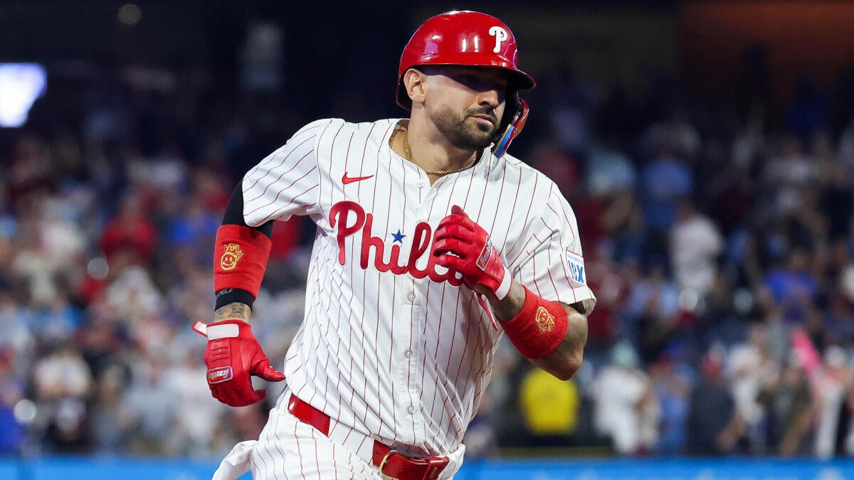 Report: Castellanos finds new home after release by Philadelphia