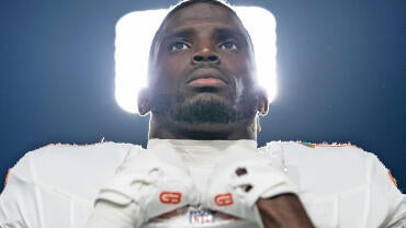 getty-tyreek-hill-dolphins.jpg