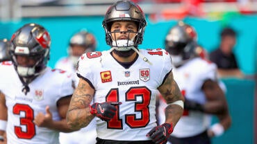 mike-evans-buccaneers-3.jpg