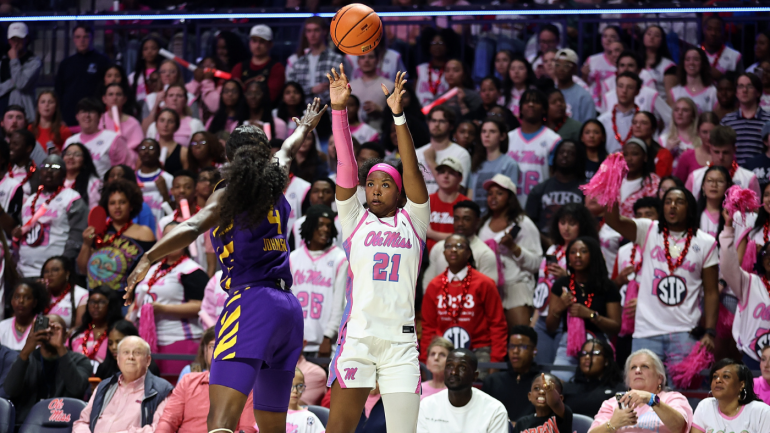 ole-miss-home-crowd-debreasha-powe-lsu.png