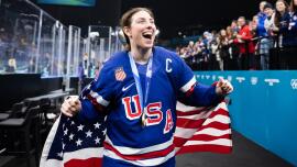 U.S. women's hockey team captain Hilary Knight responds to President Trump's 'distasteful' joke