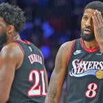 getty-joel-embiid-paul-george-76ers.jpg