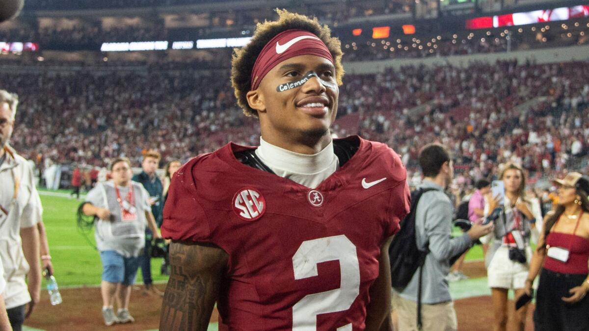Fresh start for Alabama star WR: New name, new number ahead of 2026