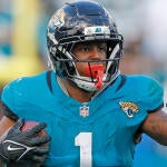 getty-travis-etienne-jaguars.jpg