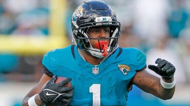 getty-travis-etienne-jaguars.jpg