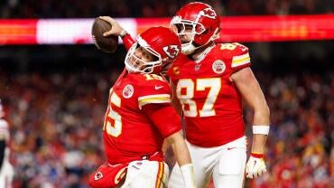 kelce-mahomes.jpg