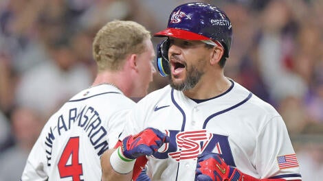 getty-kyle-schwarber-team-usa.jpg