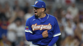 2026 World Baseball Classic: Venezuela stuns defending champion Japan, advances to semifinals vs. Italy