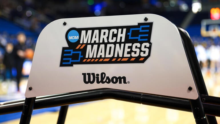 march-madness-logo-ball-stand-g.jpg