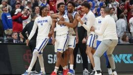 WATCH: Kentucky's Otega Oweh hits 50-foot buzzer-beating 3-pointer in March Madness win over Santa Clara