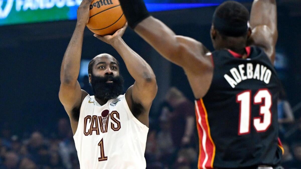 NBA player prop picks, odds, predictions, best bets: Model includes James Harden