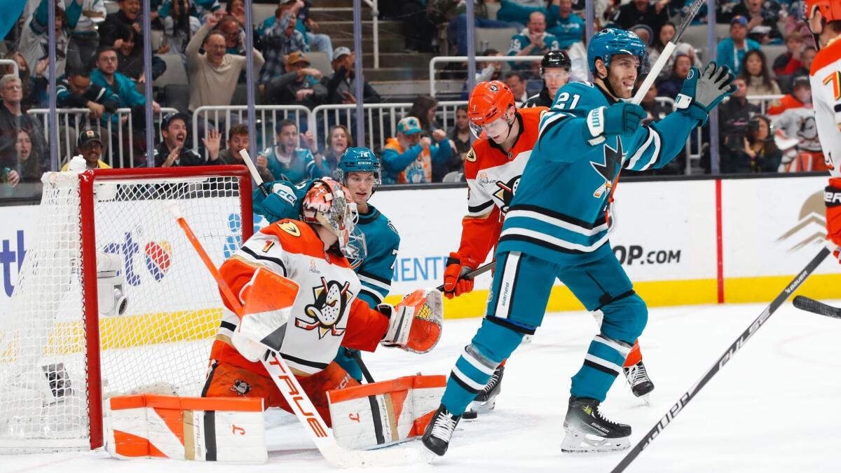 2026 NHL playoff picture: Standings, schedule, bracket, seedings as Stanley Cup Playoff race heats up