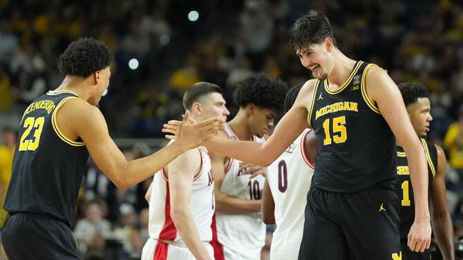 NCAA Basketball: Final Four National Semifinal-Michigan at Arizona
