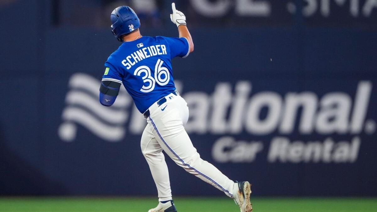 Free MLB home run picks, odds for April 10: Jays outfielder Davis Schneider among best bets for Friday props
