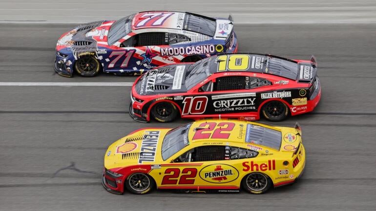 joey-logano-nascar