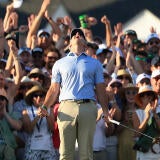rory-mcilroy-2026-masters-pose-g.jpg
