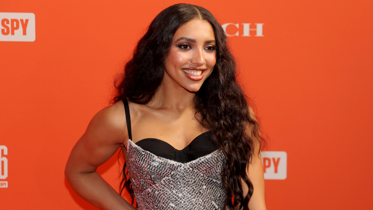 2026 WNBA Draft: How much will No. 1 overall pick Azzi Fudd make in her rookie season with the Dallas Wings?