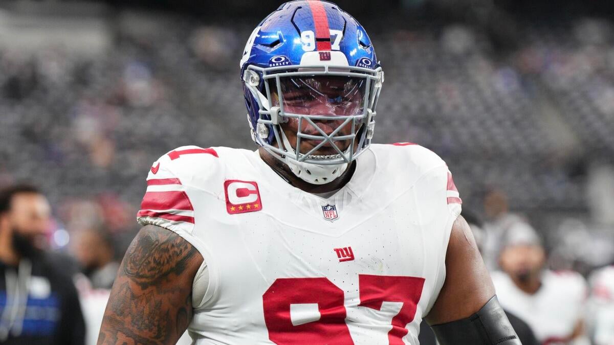 
                        Dexter Lawrence trade grades: Giants trade defensive tackle to Bengals for No. 10 overall pick, per report
                    