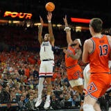NCAA Basketball: Final Four National Semifinal-Illinois at Connecticut