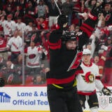 hurricanes-sens-imagn.jpg