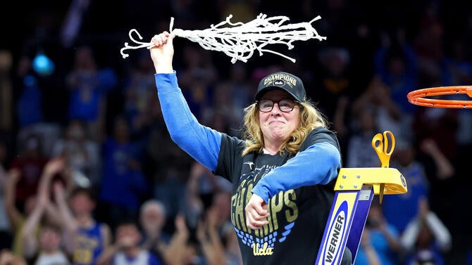 South Carolina v UCLA