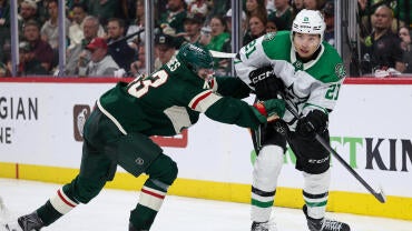nathan-mackinnon-imagn.jpg