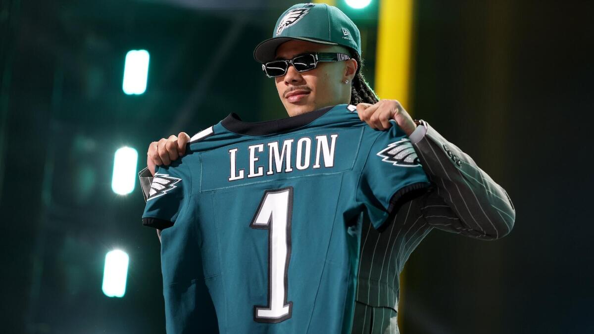 Eagles stole Steelers' first-round draft wish in front of their home fans