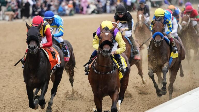 kentucky-derby-horse-racing