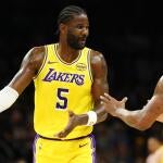 deandre-ayton-lakers.jpg