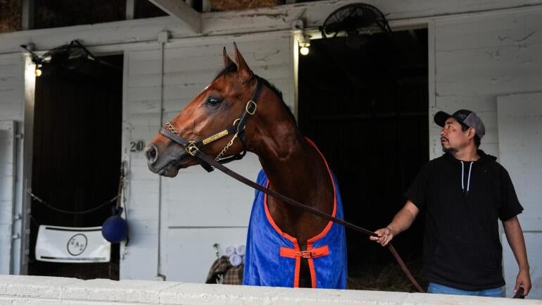 kentucky-derby-horse-racing