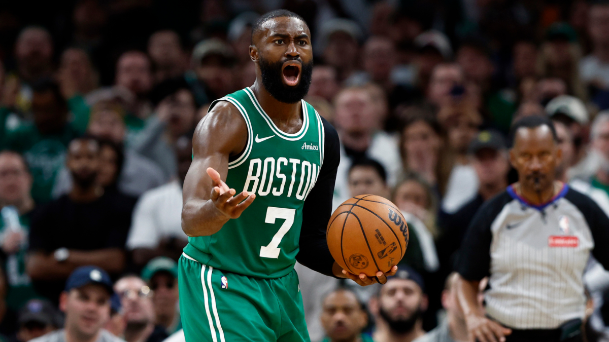 https://sportshub.cbsistatic.com/i/r/2026/05/05/bacd1be5-9314-4b95-a8e2-d34880c47fc3/thumbnail/1200x675/d5c7abfe5fb4f03f1c07942eb842f238/jaylen-brown-refs-getty.png