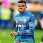 Injured Kylian Mbappe faces backlash after controversial trip to Italy