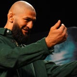 khamzat-chimaev-pose-ufc-328.jpg