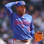 freddy-peralta-mets-g.jpg