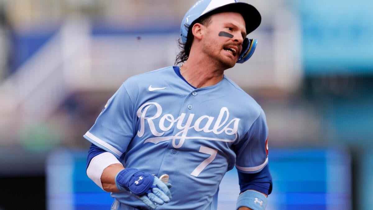https://sportshub.cbsistatic.com/i/r/2026/05/10/97712667-37e0-4dae-93e4-cabfeac77cce/thumbnail/1200x675/86c34335b0dd11624556d0ec0df13e34/witt.jpg