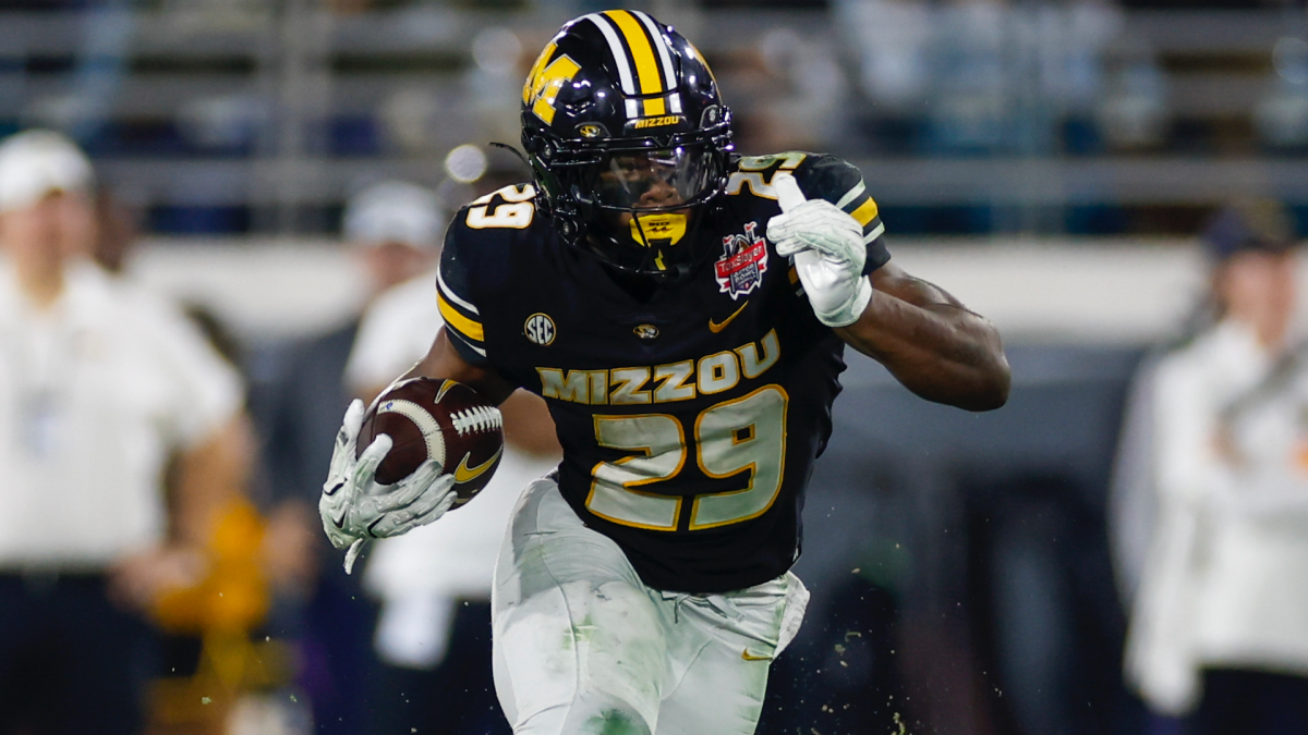 Missouri star RB Ahmad Hardy shot at concert in Mississippi, in stable condition after undergoing surgery
