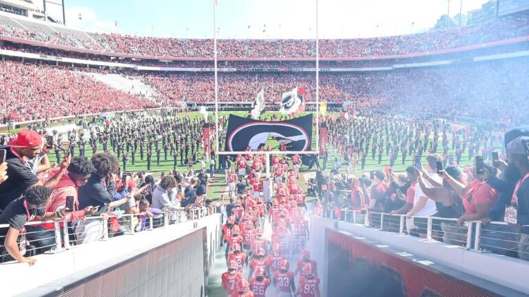 COLLEGE FOOTBALL: NOV 22 Charllotte at Georgia