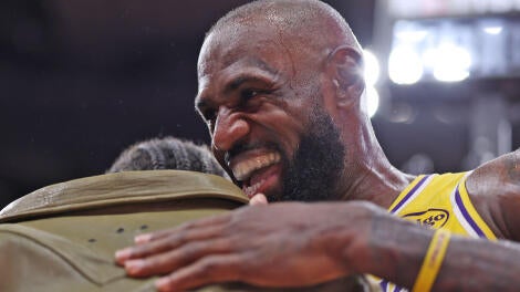 getty-lebron-james-lakers.jpg