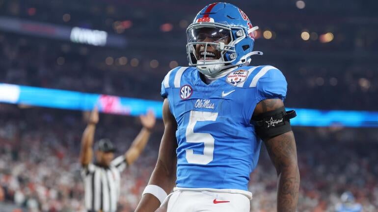 College Football Playoff Semifinal - Vrbo Fiesta Bowl: Miami v Ole Miss