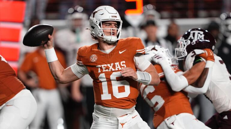 arch-manning-texas-longhorns