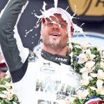 imagn-felix-rosenqvist-indianapolis-500-milk.jpg