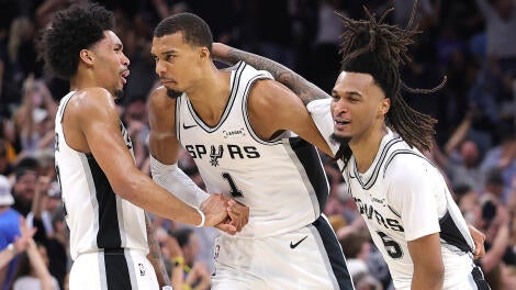 Oklahoma City Thunder v San Antonio Spurs - Game Four