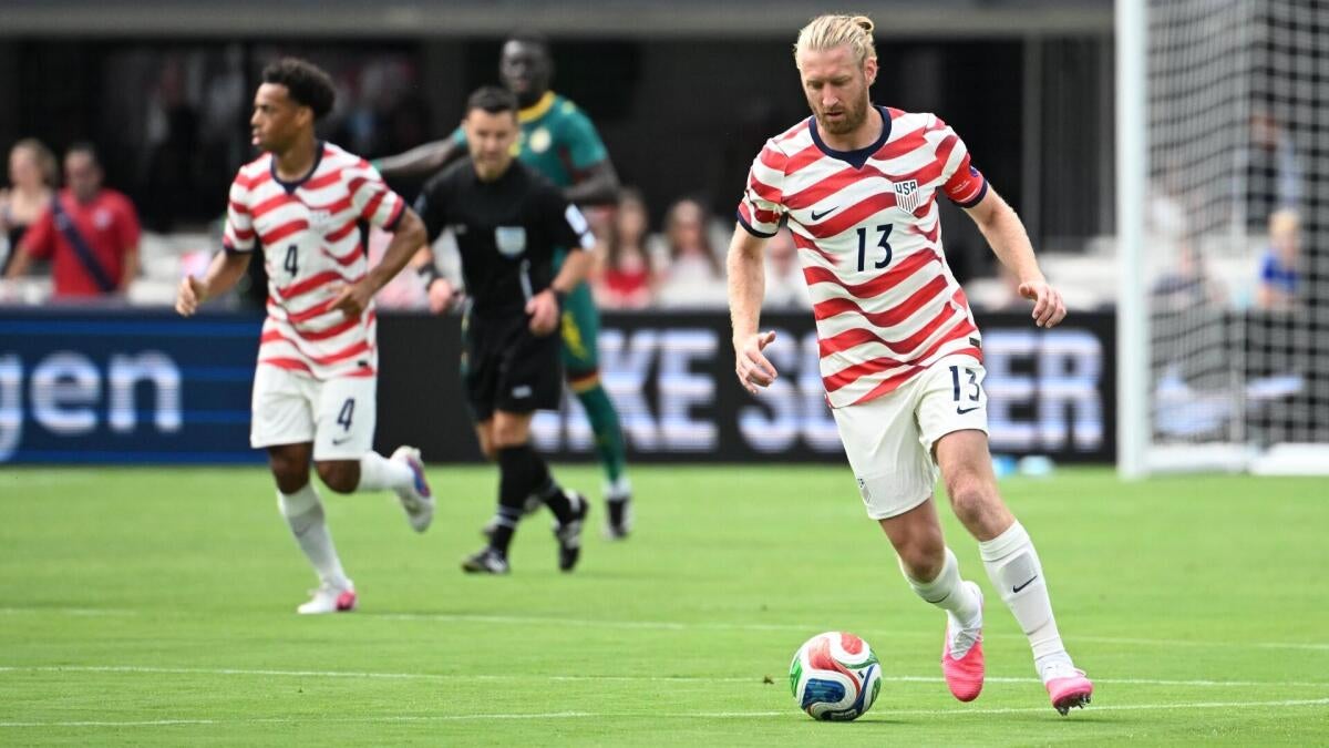 https://sportshub.cbsistatic.com/i/r/2026/06/01/04ffeb42-6883-474e-93ec-d62a7a5e1ec6/thumbnail/1200x675/cacf1d0cc5e7fc5df79d4a04920a8036/tim-ream-usa.jpg