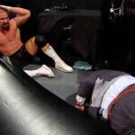bron-breakker-paul-heyman-bump.jpg
